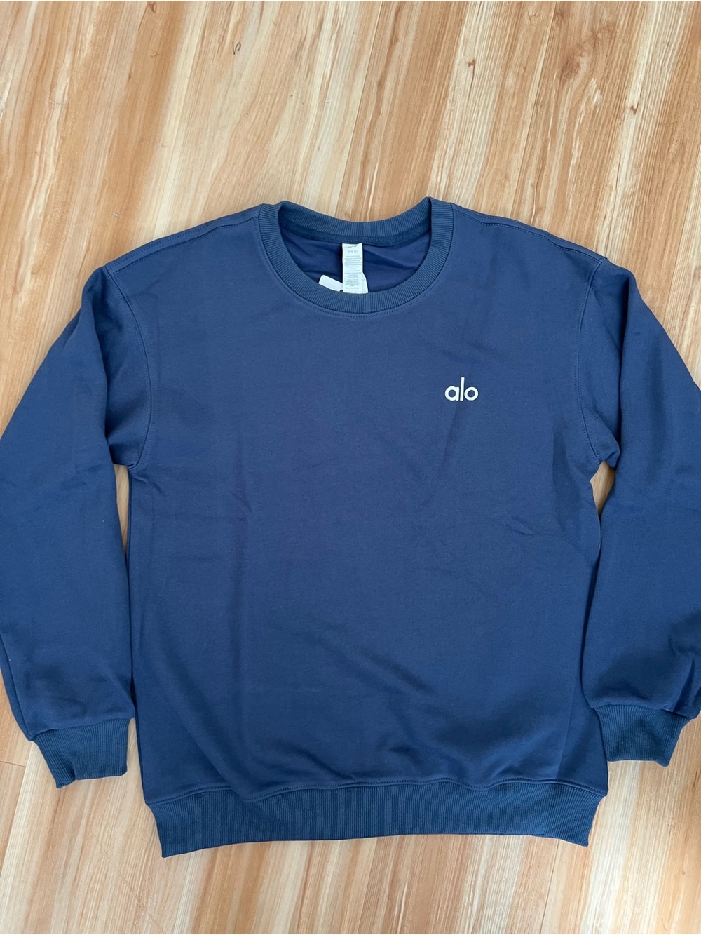 Alo Navy Logo Sweatshirt & Jogger Set - Picture 3 of 5